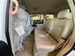 تۆیۆتا لاند کروزەر